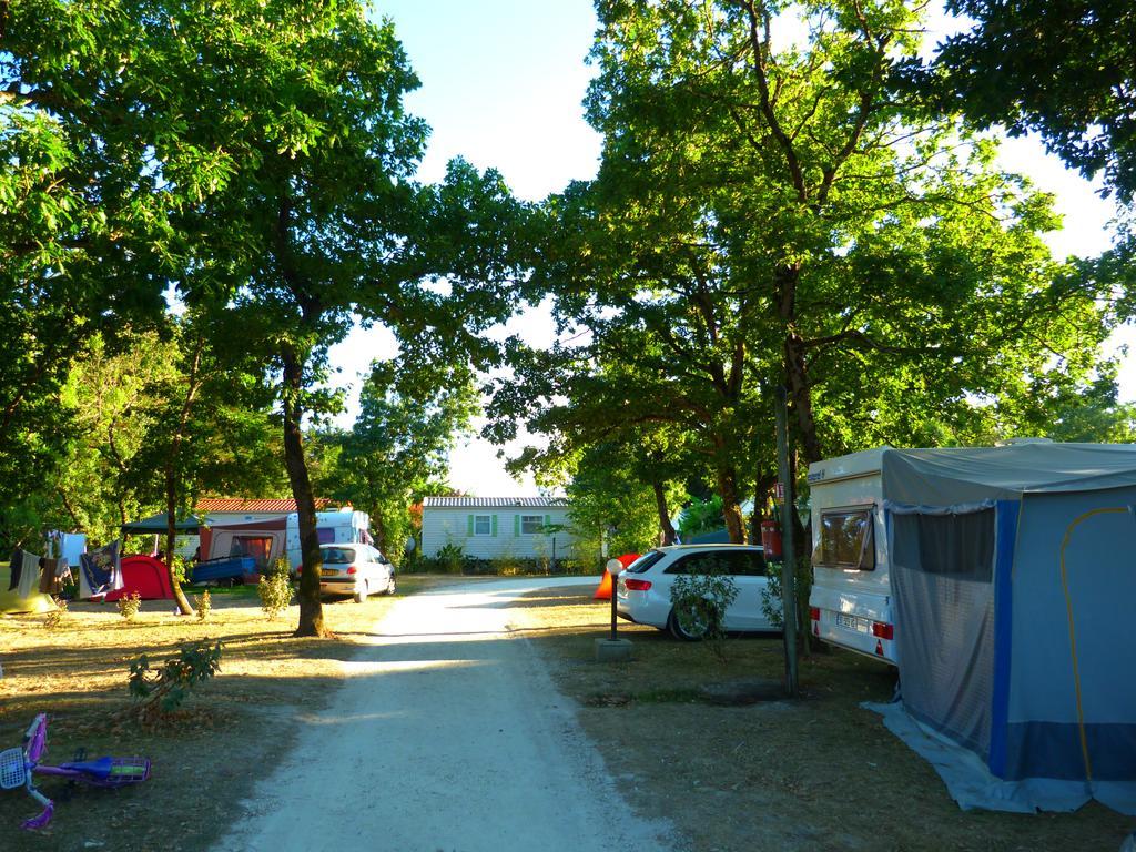 Camping La Maurie Foulerot 外观 照片